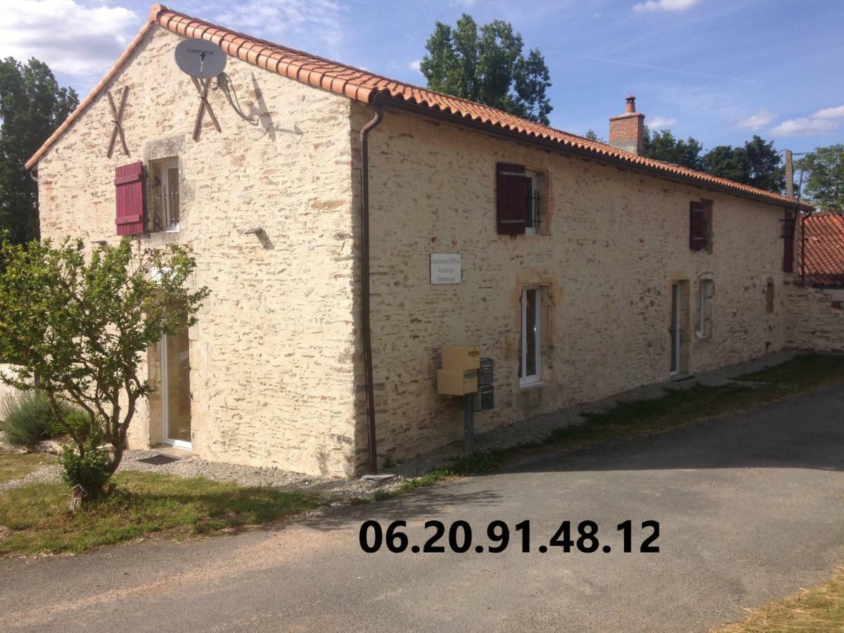 Chambres d'hôtes La Source Mareuil-sur-Lay Exterior foto